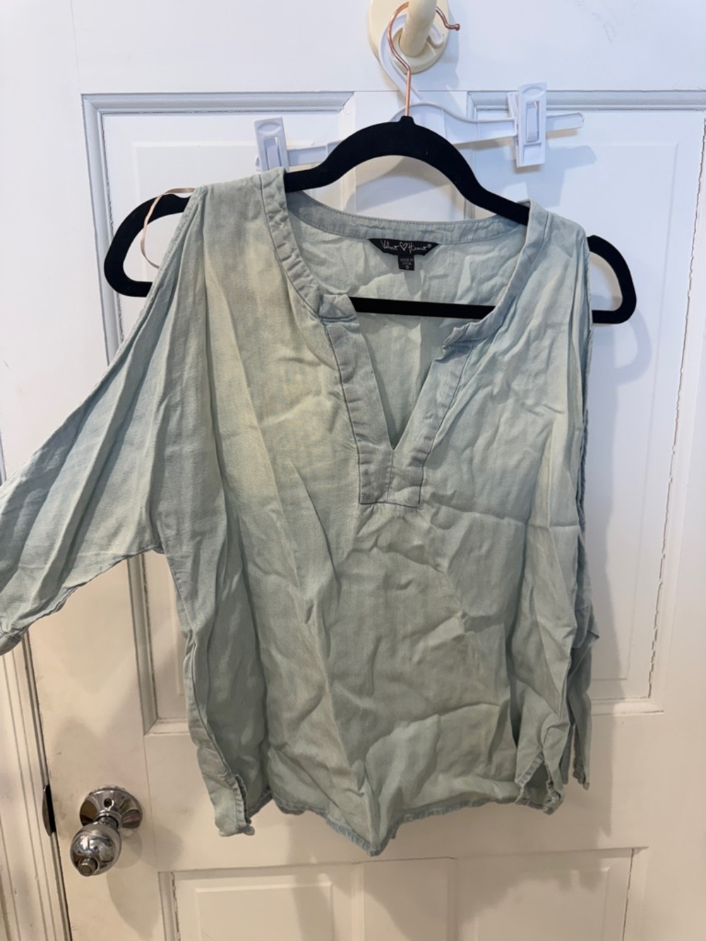 Light Sage Cold-Shoulder Tunic Top